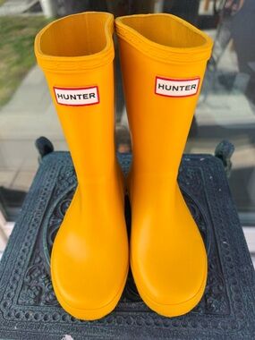 Hunter First Classic Rain Boots Yellow UK 12 US 13B/1G EU 31